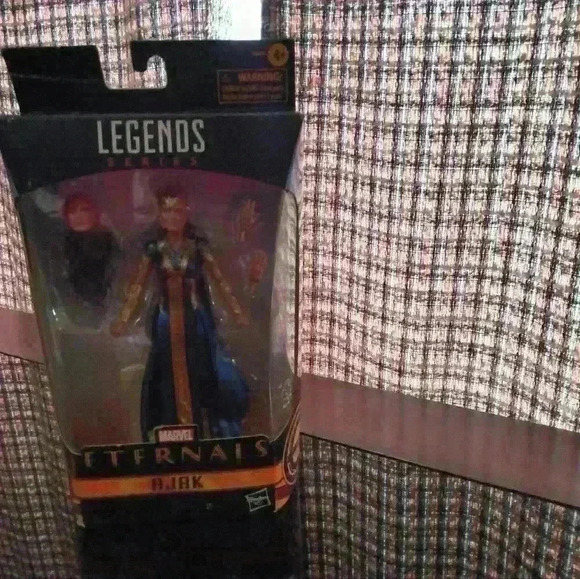 Marvel Legends Series Eternals Ikaris and Ajax - Picture 7 of 13
